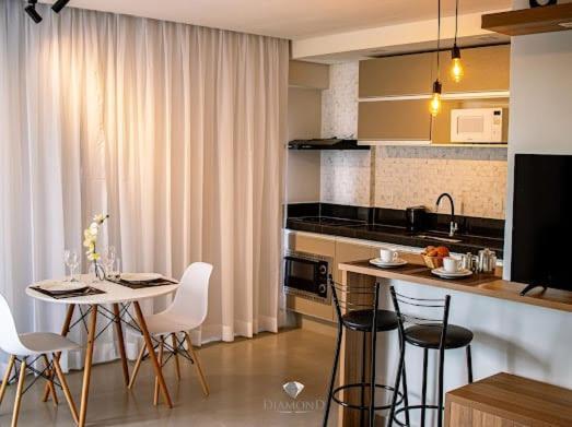Flats Novos E Modernos, Proximos Ao Centro, Em Um Ambiente De Excelencia No Diamond